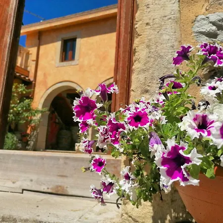 Casa Susanna Rural Sardinia Bed and breakfast